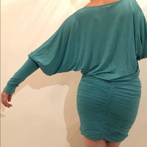 Vintage BCBG Maxazria from early 2000s stunning teal party dress! - Picture 8 of 9